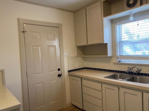 3625 El Campo Ave, Fort Worth TX  76107-4510 exterior