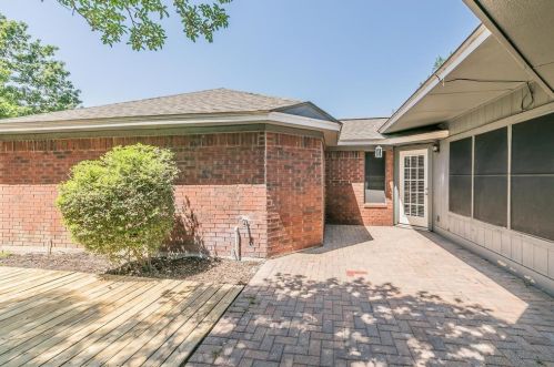 1602 Palisades Dr, Carrollton TX 75007-5043 exterior