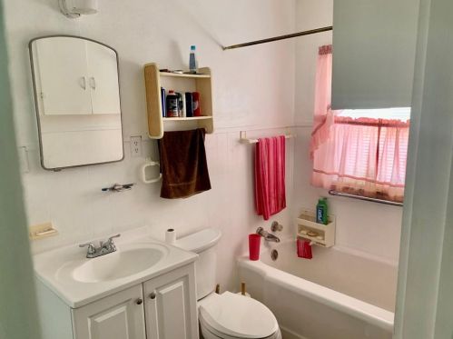 411 Pine St, Nocona TX 76255-1412 exterior