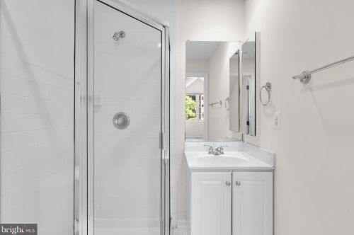 8509 2 Ave, Silver Spring MD 20910-2149 exterior