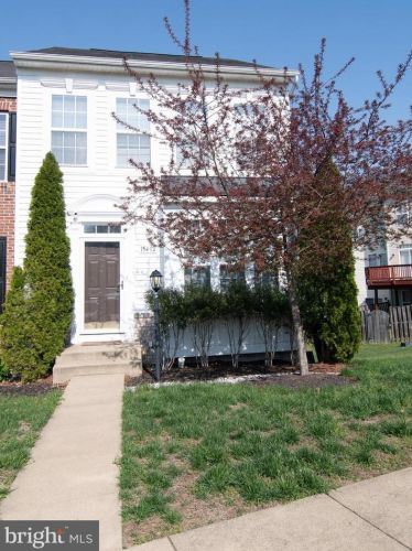 15402 Elizabeth Burbage Loop, Woodbridge VA  22191-4137 exterior