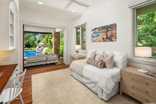 1037 Koloa St, Honolulu HI  96816-5101 exterior