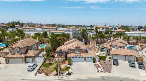 9031 Marmalade Ct, Riverside CA  92508-6227 exterior