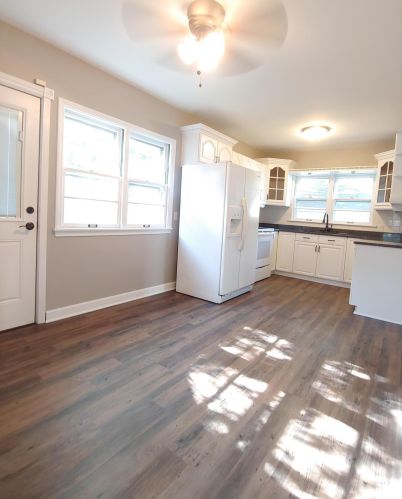 2010 Bush Ave, Saint Paul MN  55119-3914 exterior