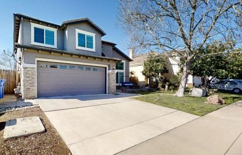 8916 Serravilla Way, Elk Grove, CA 95758-6325