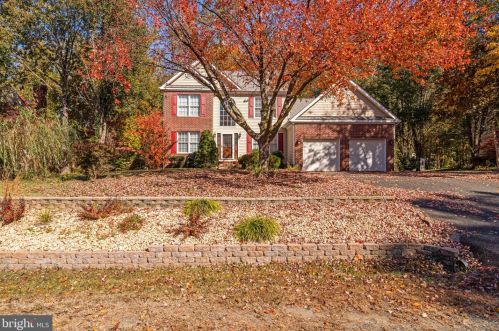 25 Brookstone Dr, Fredericksburg, VA 22405-2794