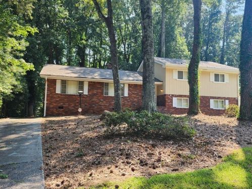 3486 Ingledale Dr, Atlanta, GA 30331-2416