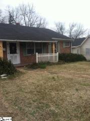 249 Hayne St, Woodruff, SC 29388-1921
