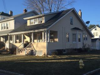 31 Fontaine Ave, Bloomfield, NJ 07003-5750