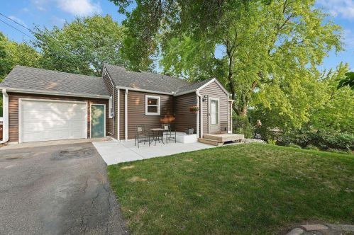 4142 Highland St, Minnetrista, MN 55375