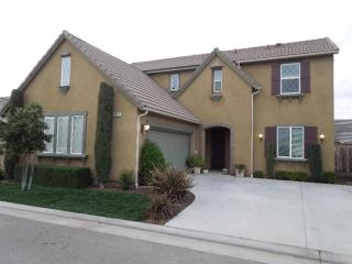 3815 Chessa Ln, Clovis, CA 93619-5145