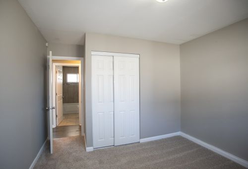 100 Fairwood Dr, Lemont IL  60440-2851 exterior