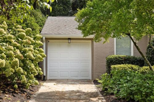 1791 Helen Dr, Atlanta GA  30306-3105 exterior