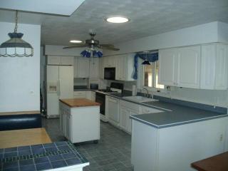 5517 Hazelwood Rd, Columbus OH  43229-4472 exterior