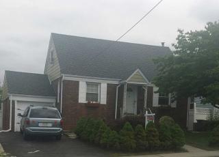 52 Contant Ave, Lodi, NJ 07644-1703