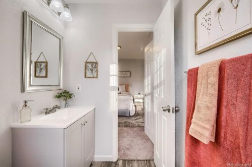 4883 Quintero Cir, Denver CO  80015-1835 exterior