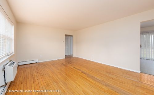 42 King James Ln, Atlantic Highlands, NJ 07716-2432
