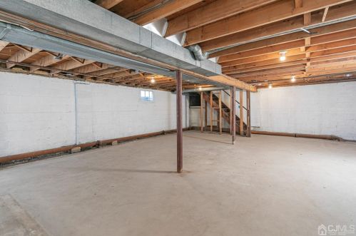 32 Taylor Rd, Princeton NJ 08540-9521 exterior