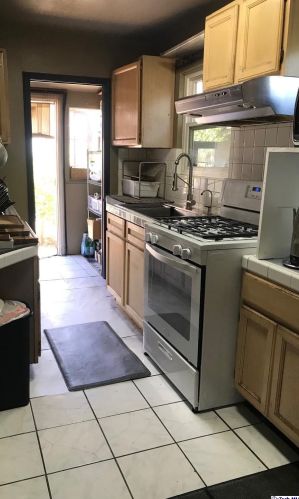 1914 Vassar St, Glendale CA  91204-2926 exterior