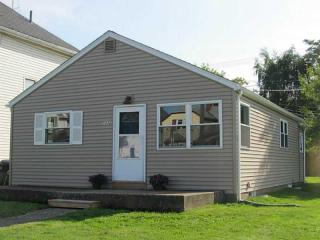 1030 Rankine Ave, Erie PA  16511-2844 exterior