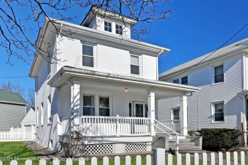 1415 Asbury Ave, Tinton Falls NJ 07712-5701 exterior