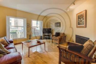 1651 Meyer Ct, Chicago, IL 60614-5612