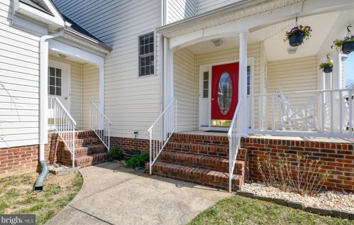 3801 Winding Hollow Dr, Fredericksburg, VA 22408-0243