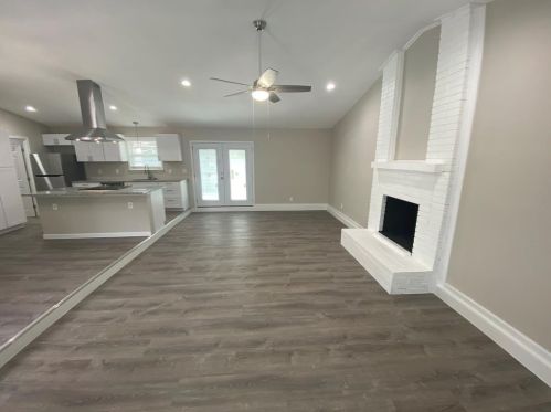 522 San Carlos Dr, Garland TX  75043-5132 exterior