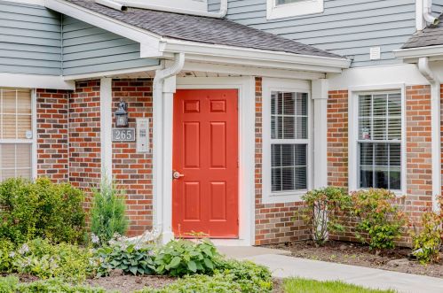 265 Jennifer Ln, Palatine, IL 60067-8811