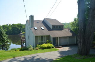 37 Lake Ter, Sparta, NJ 07871-2613