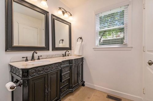 1755 Helen Dr, Atlanta GA  30306-3105 exterior