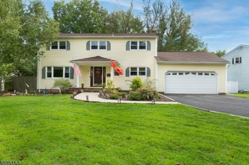 90 Willow Way, Parsippany, NJ 07054-2423