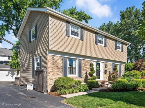 4700 Fair Elms Ave, Western Springs, IL 60558-1707