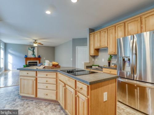 49 Pebble Beach Cir, Charles Town WV  25414-4061 exterior