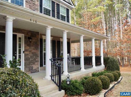 416 Country Creek Way, Bybee, VA 22963-6225