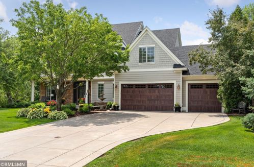 3528 Crestmoor Dr, Saint Paul MN  55125-5028 exterior