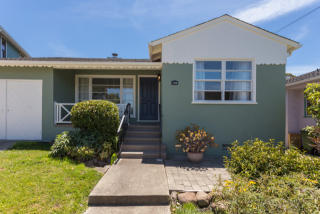 1476 Keoncrest Dr, Berkeley, CA 94702-1225