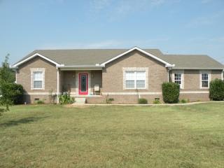 101 Teton Ct, Portland, TN 37148-2262