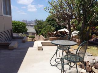 1529 Saint Louis Dr, Honolulu HI  96816-1920 exterior