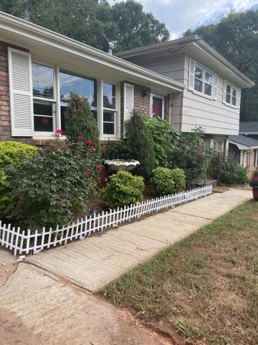 2582 Hatfield Cir, Atlanta GA  30316-3949 exterior