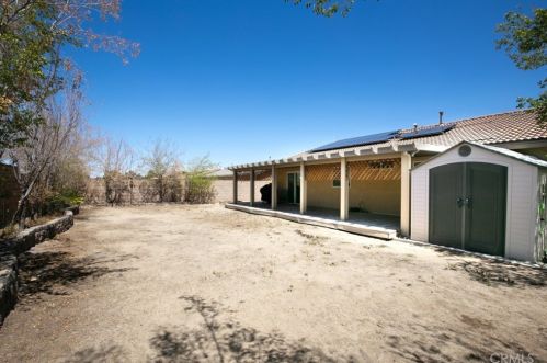 43113 Homestead St, Lancaster CA  93535-4837 exterior