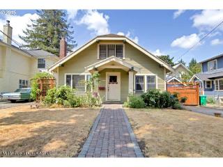 3215 42 St, Portland OR  97213-1120 exterior