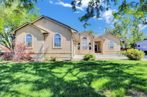 329 Venturi Dr, Pueblo, CO 81007-6010