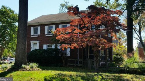 818 Bonifant St, Silver Spring MD  20910-4513 exterior