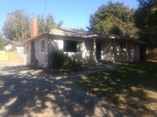 1103 Maple Way, Zillah, WA 98953-9418