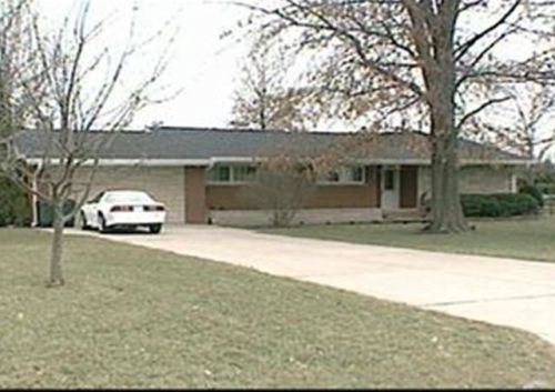 5456 Dutch Hollow Rd, Aurora IN  47001-9478 exterior