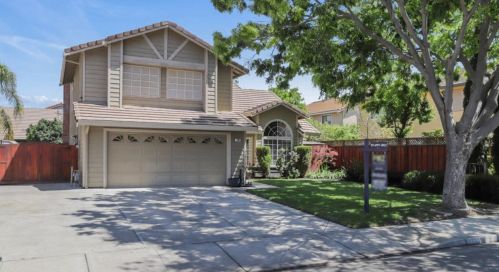 730 Glacier St, Tracy, CA 95376-9631