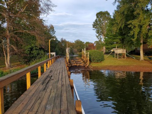 17 Lake Cir, Foreston SC  29102 exterior