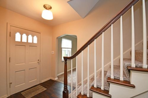 3047 Alpine Ter, Cincinnati OH  45208-2924 exterior