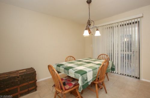 113 Overlook Dr, Hackettstown NJ  07840-4614 exterior